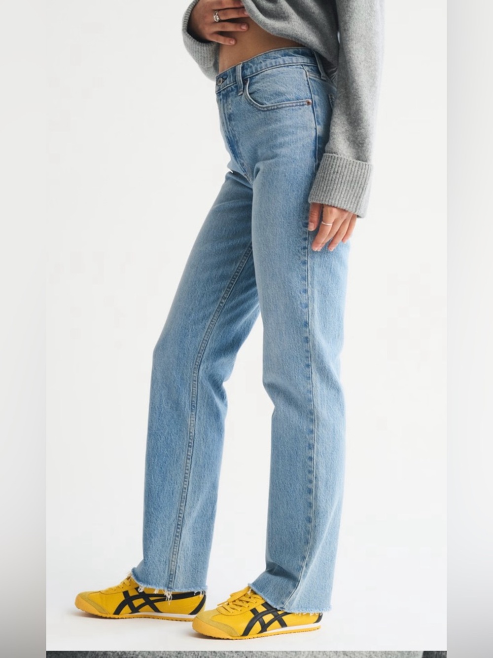 Abercrombie & Fitch The 90’s Straight Ultra High Rise